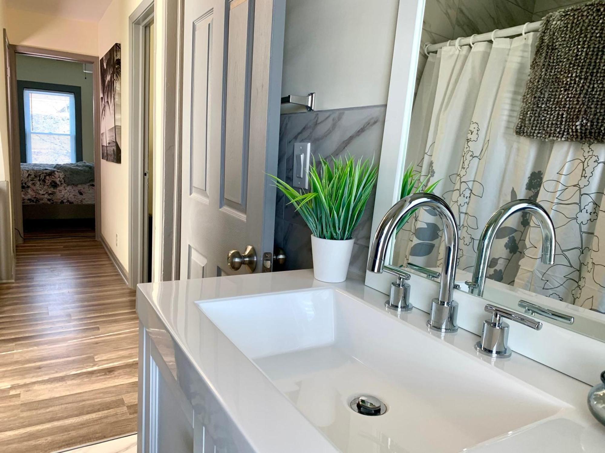 Cozy 3Br 1Ba Short Drive To Niagara Falls Ngoại thất bức ảnh